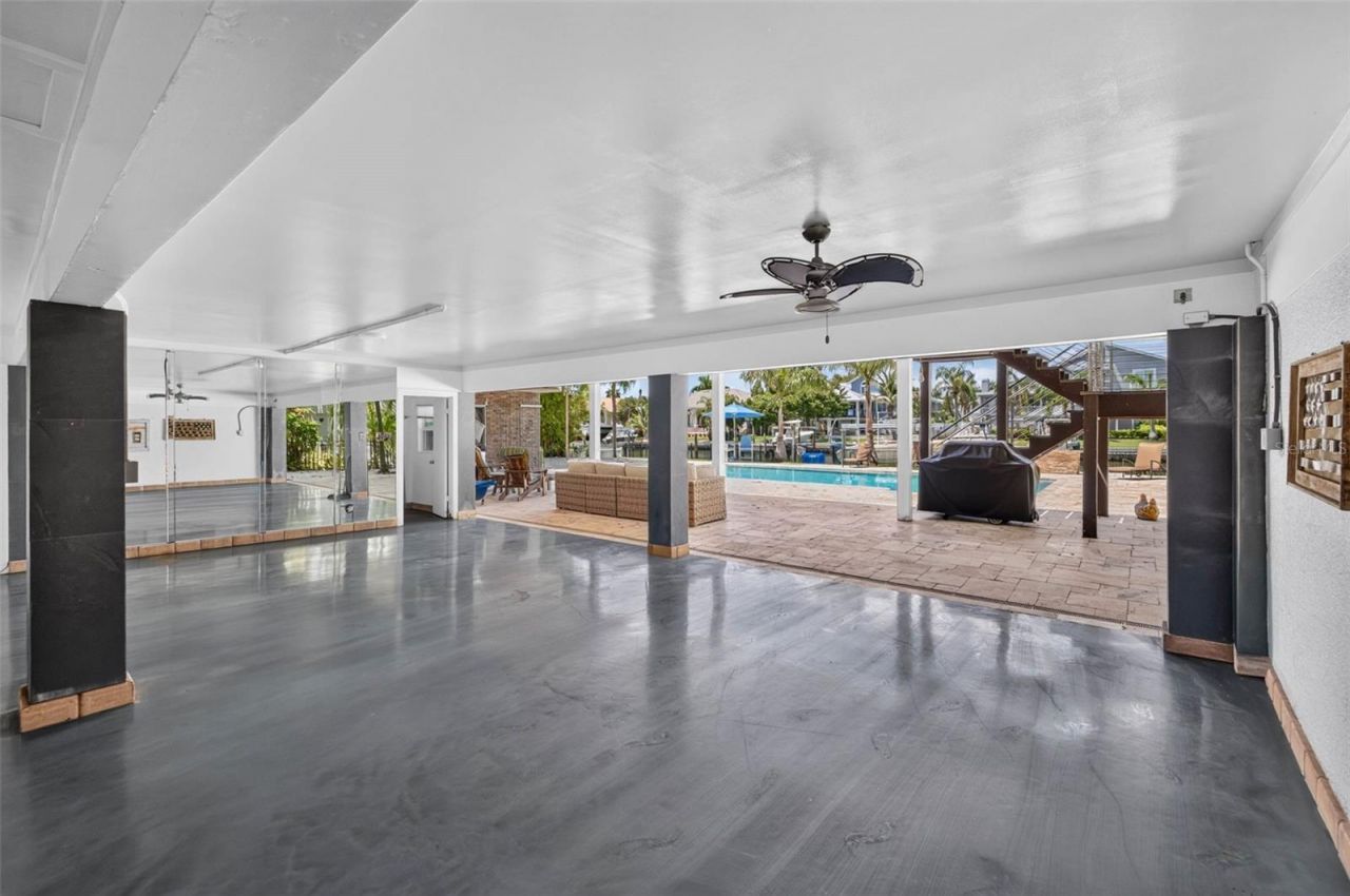 113 7th Street E, Saint Petersburg, FL 33715 Photo