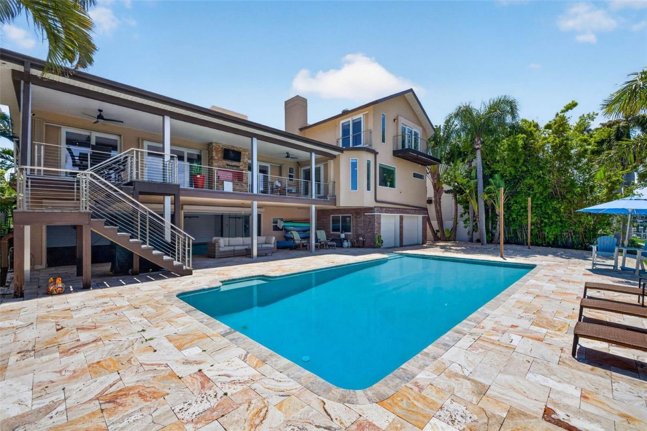 113 7th Street E, Saint Petersburg, FL 33715 Photo