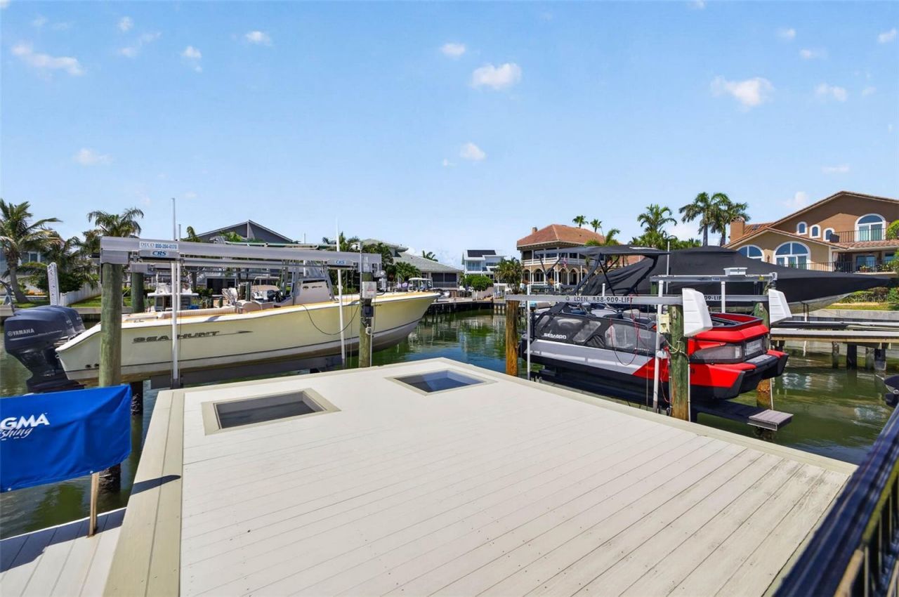 113 7th Street E, Saint Petersburg, FL 33715 Photo