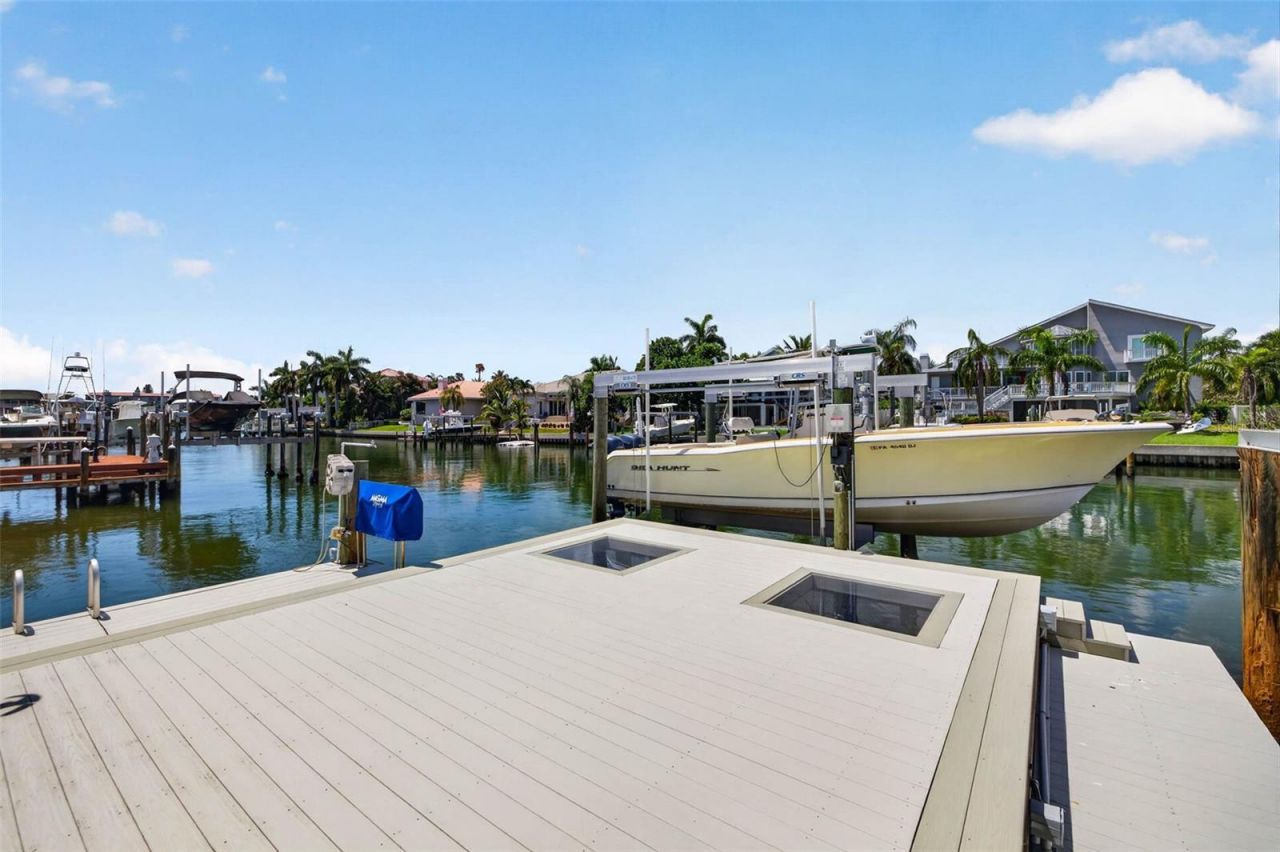 113 7th Street E, Saint Petersburg, FL 33715 Photo