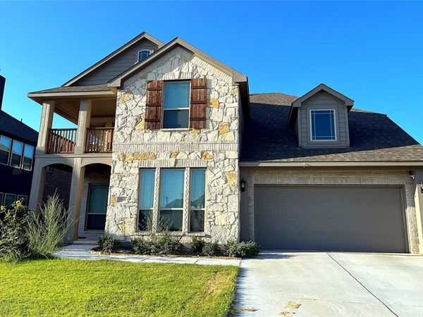 2909 Parkwood Circle, Denton, TX 76226