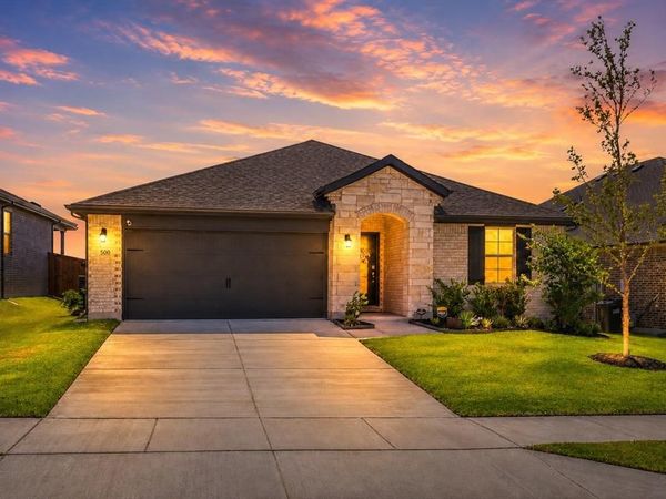 500 Thorn Creek Drive, Anna, TX 75409