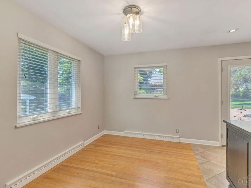 6465 Honeysuckle Drive, Cincinnati, OH 45230 Photo 13