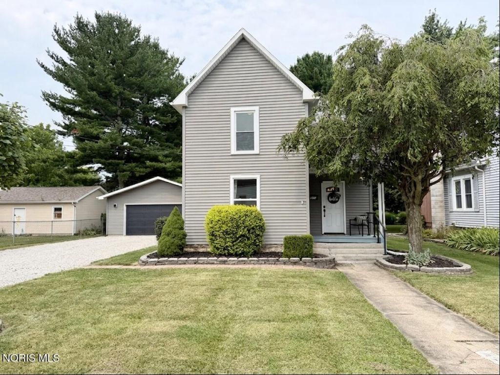 304 Kinney Street , Bellevue, OH 44811 Main Photo