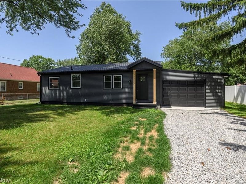 519 W Fike Avenue , Orrville, OH 44667 Photo 1