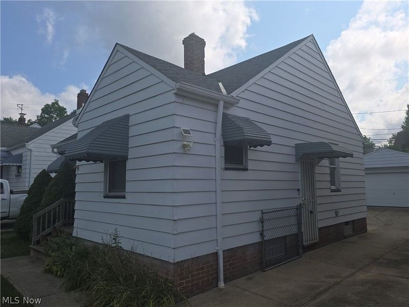4667 E 86th Street, Garfield Heights, OH 44125 Photo 5