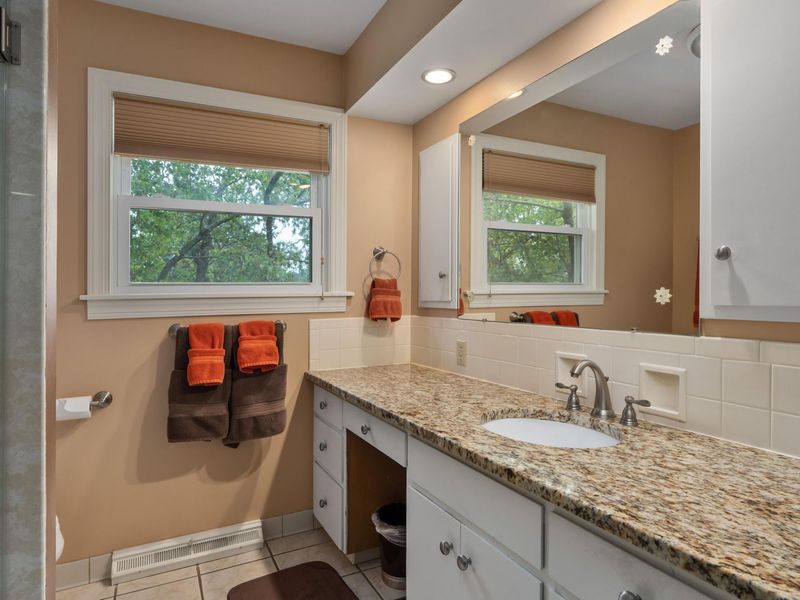 1561 Rose View Drive , Columbus, OH 43209 Photo 30
