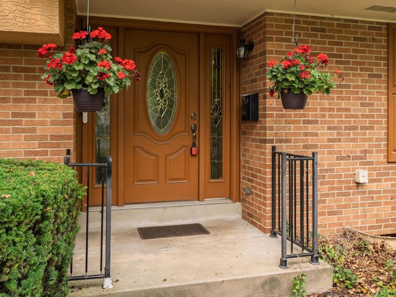 1561 Rose View Drive , Columbus, OH 43209 Photo 5