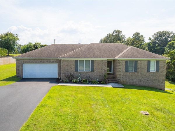 1405 Greathouse Road, Bowling Green, KY 42103