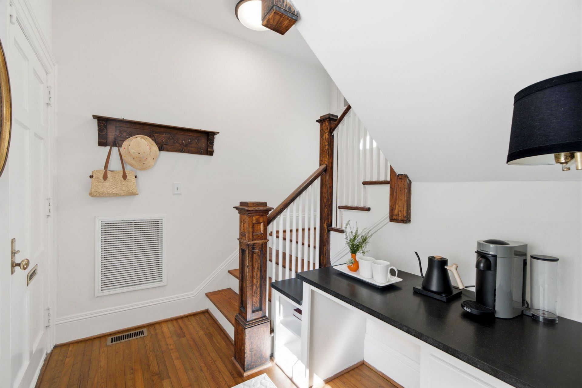 106 S Battery Street Photo 33