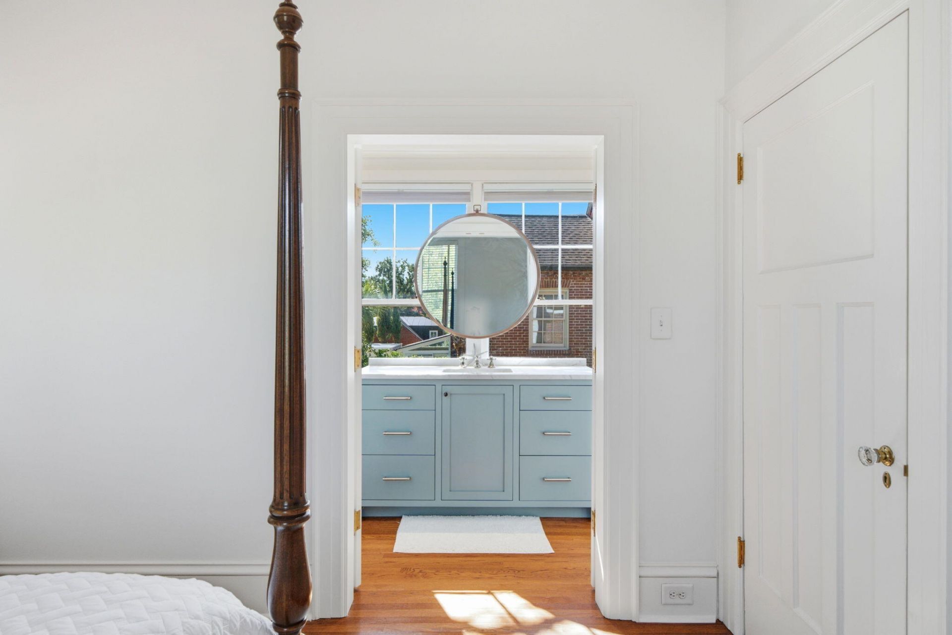 106 S Battery Street Photo 52