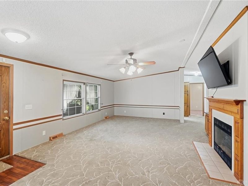 141 South Point Drive, Fairborn, OH 45324 Photo 11