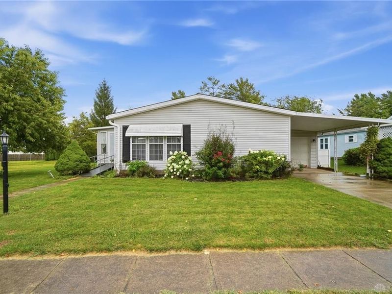 141 South Point Drive, Fairborn, OH 45324 Photo 3