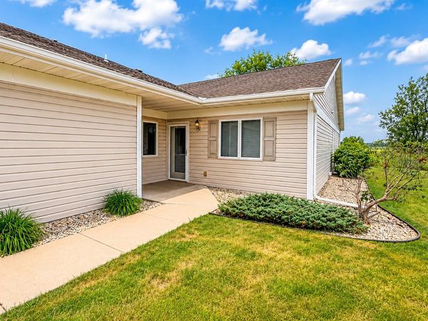 400 S Rice St, Unit 18, Whitewater, WI 53190