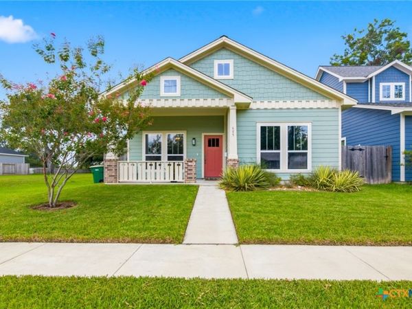 605 S Wheeler Street , Victoria, TX 77901
