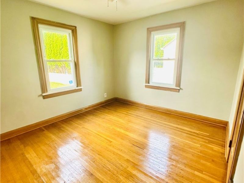 802 Sherlock Place NE, Canton, OH 44714 Photo 10