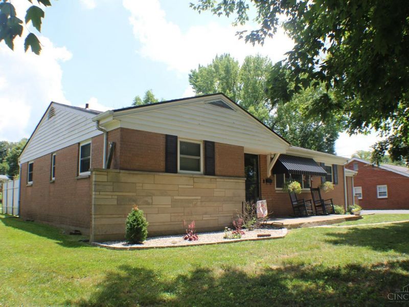 126 Greystone Drive, Hillsboro, OH 45133 Photo 2