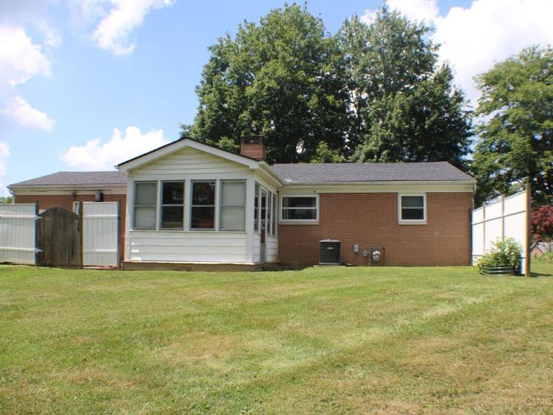 126 Greystone Drive, Hillsboro, OH 45133 Photo 3