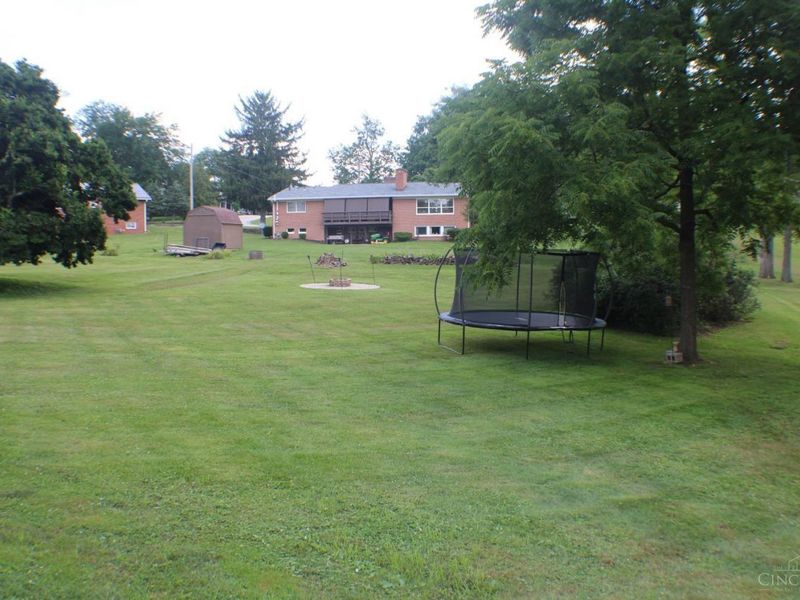 126 Greystone Drive, Hillsboro, OH 45133 Photo 8