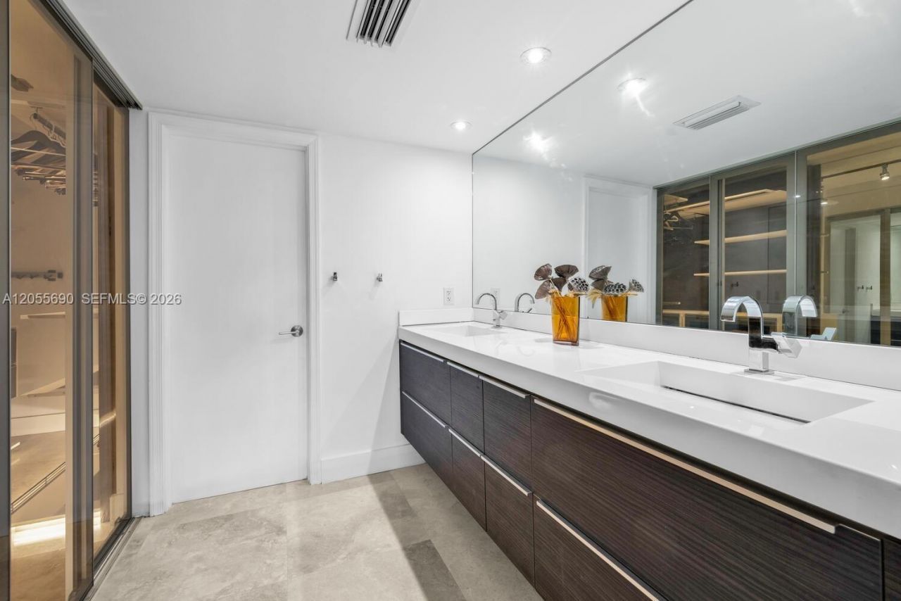 155 Ocean Lane Dr , Unit 1111, Key Biscayne, FL 33149 Photo