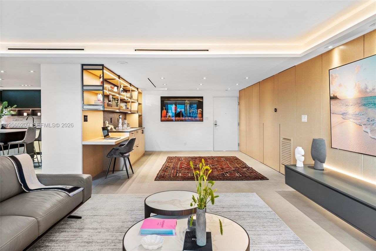 2301 Collins Ave , Unit 1004, Miami Beach, FL 33139 Photo