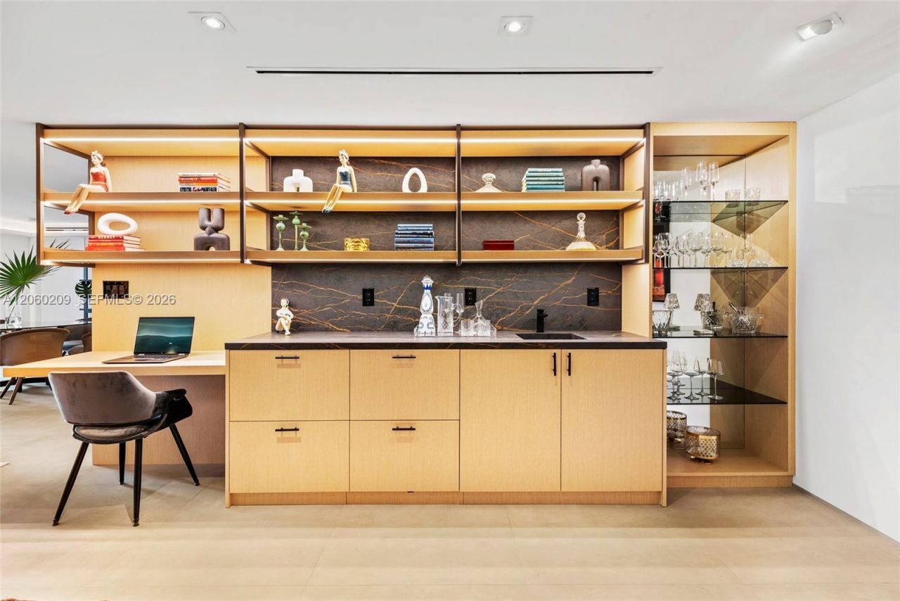 2301 Collins Ave , Unit 1004, Miami Beach, FL 33139 Photo