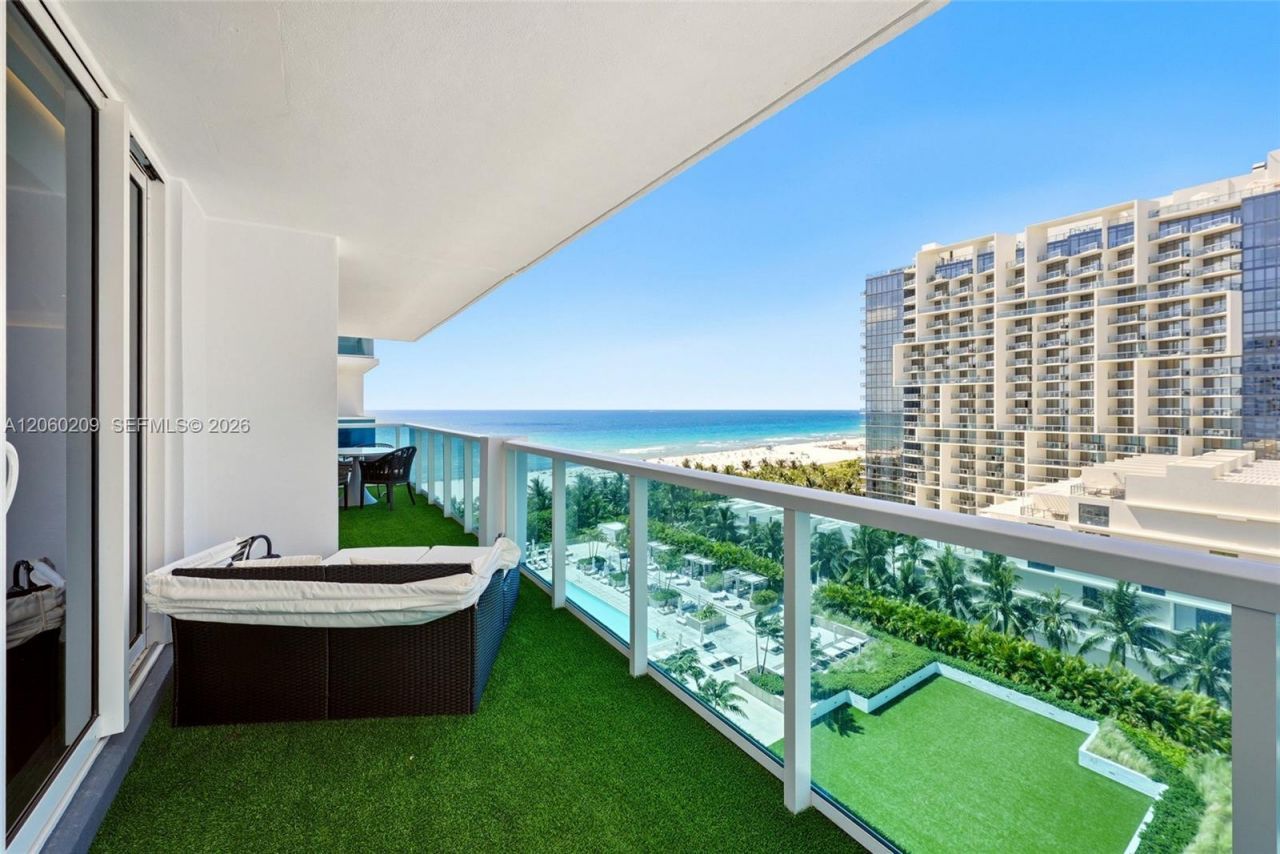 2301 Collins Ave , Unit 1004, Miami Beach, FL 33139 Photo