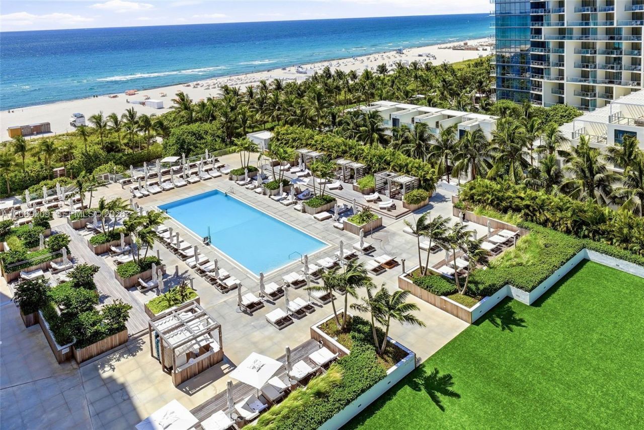 2301 Collins Ave , Unit 1004, Miami Beach, FL 33139 Photo