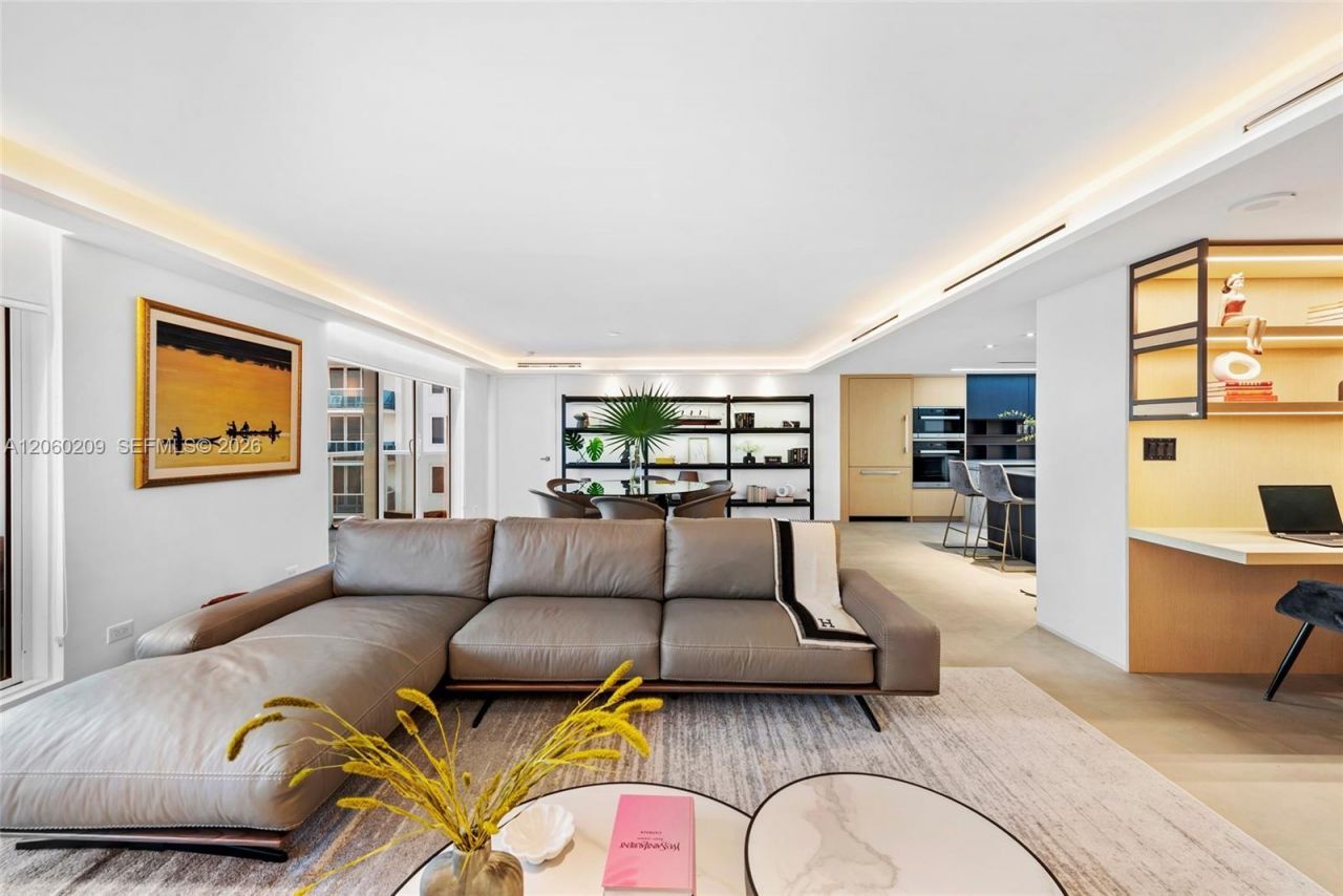 2301 Collins Ave , Unit 1004, Miami Beach, FL 33139 Photo