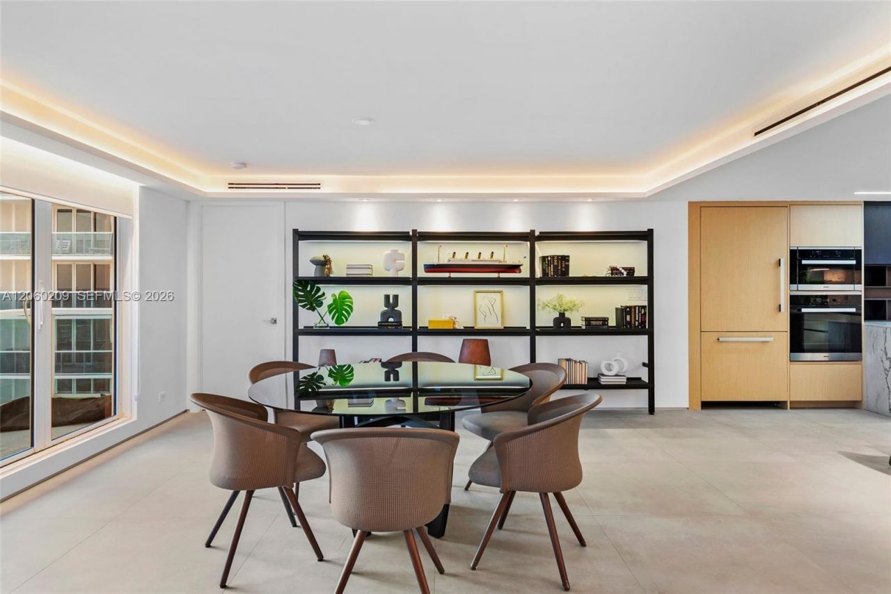2301 Collins Ave , Unit 1004, Miami Beach, FL 33139 Photo