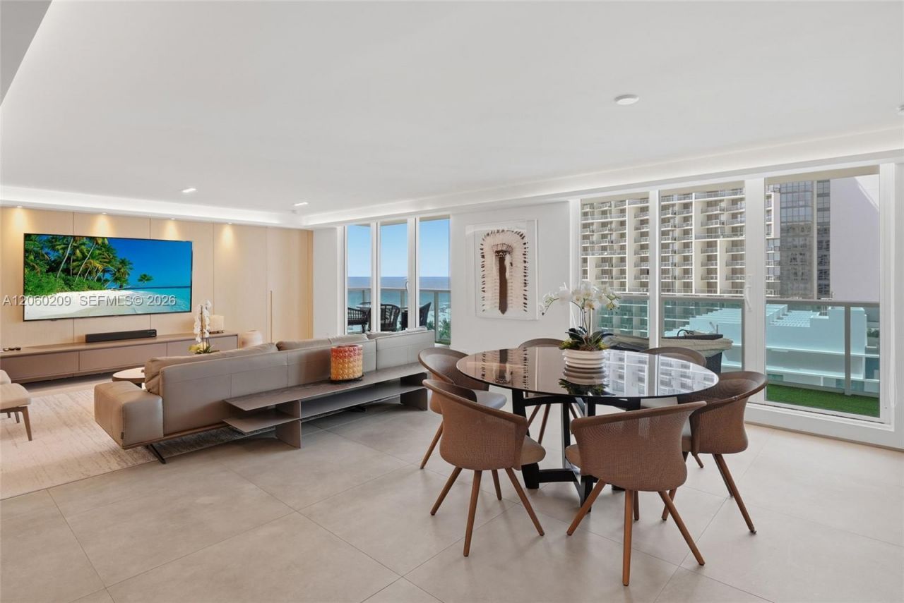 2301 Collins Ave , Unit 1004, Miami Beach, FL 33139 Photo