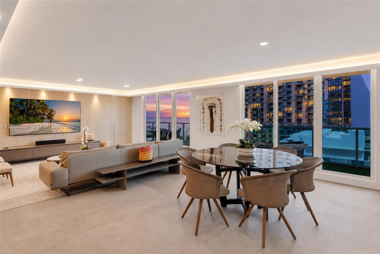 2301 Collins Ave , Unit 1004, Miami Beach, FL 33139 Photo