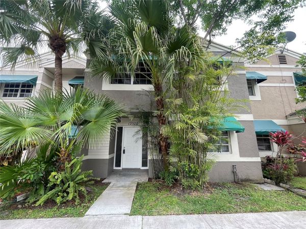 12370 SW 52nd Place , Cooper City, FL 33330