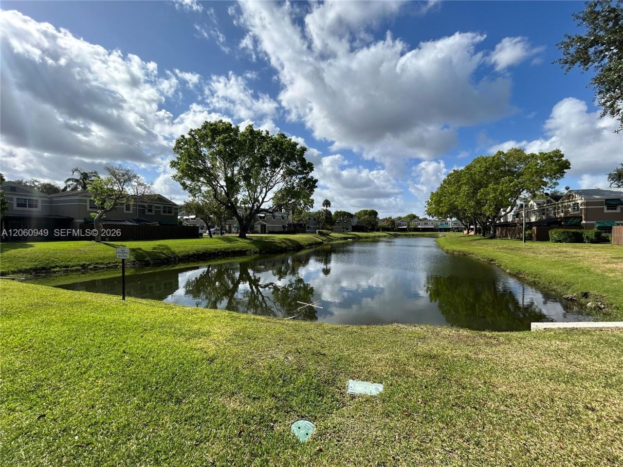 12370 SW 52nd Place, Cooper City, FL 33330 Photo