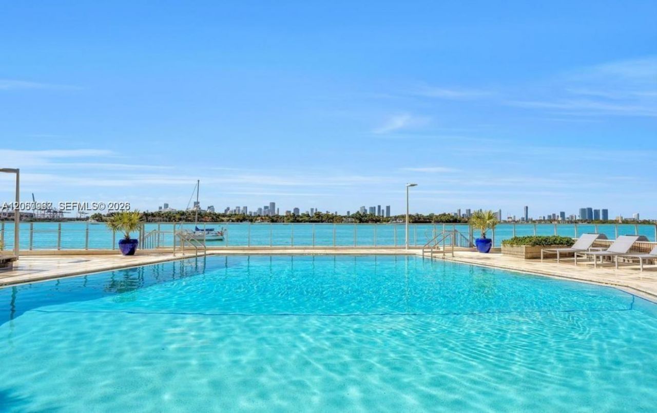 800 West Ave, Unit 632, Miami Beach, FL 33139 Photo