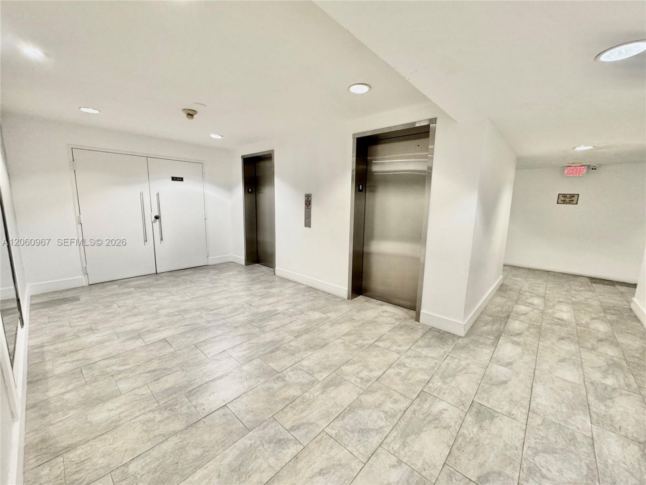 800 West Ave, Unit 632, Miami Beach, FL 33139 Photo