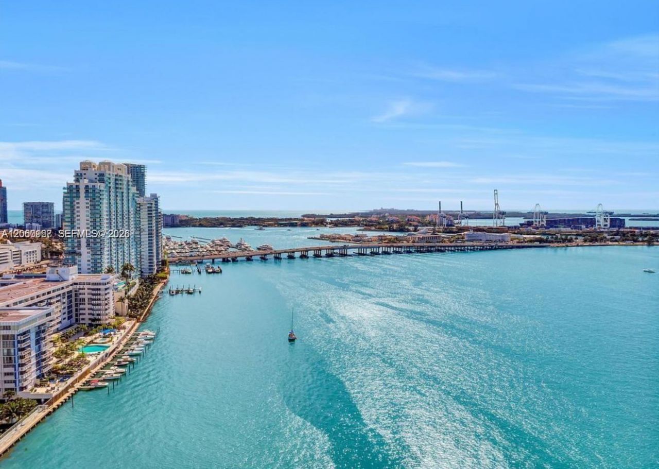 800 West Ave, Unit 632, Miami Beach, FL 33139 Photo