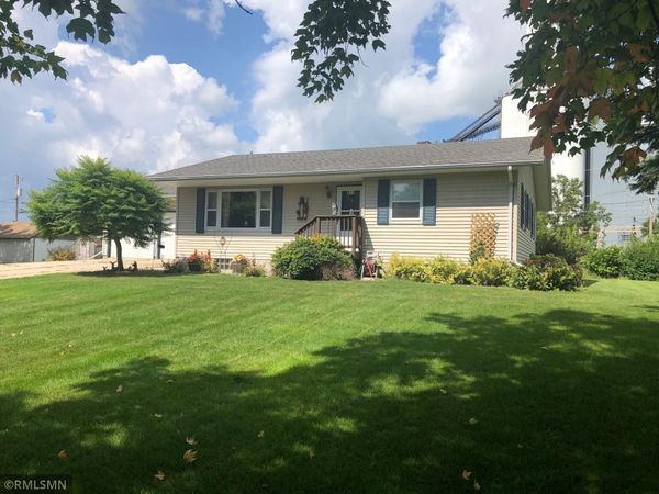 311 W Borden Avenue , Buffalo Lake, MN 55314