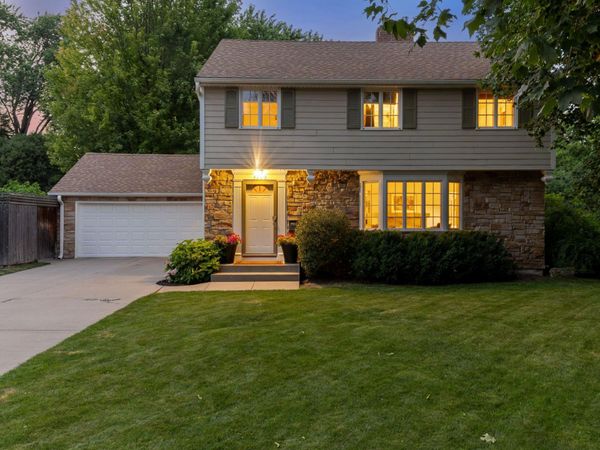 5220 Maddox Lane, Edina, MN 55436