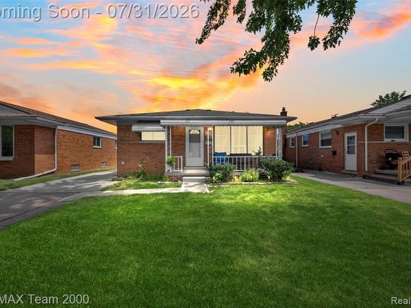 7050 Berwyn Street, Dearborn Heights, Mi 48127