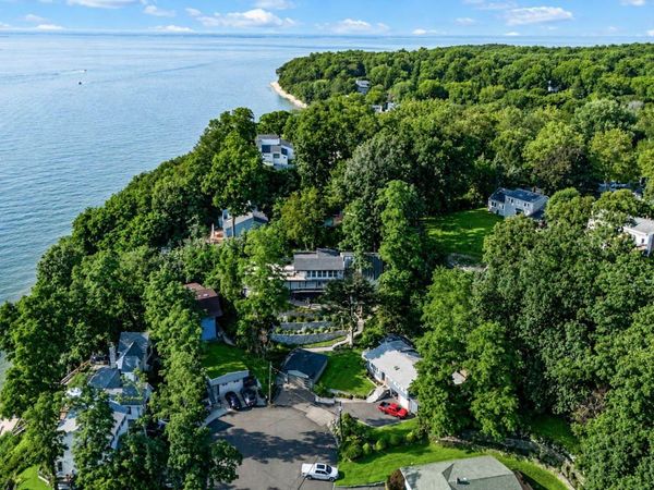 26 Argyle Drive , Northport, NY 11768