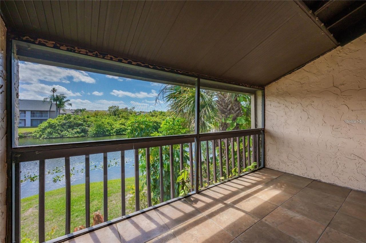 2608 Hidden Lake Drive N, Unit C, Sarasota, FL 34237 Photo