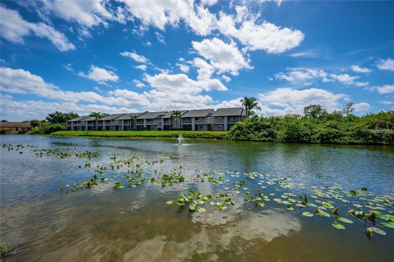 2608 Hidden Lake Drive N, Unit C, Sarasota, FL 34237 Photo