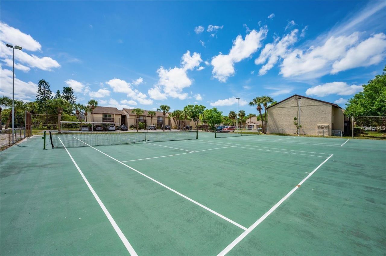 2608 Hidden Lake Drive N, Unit C, Sarasota, FL 34237 Photo