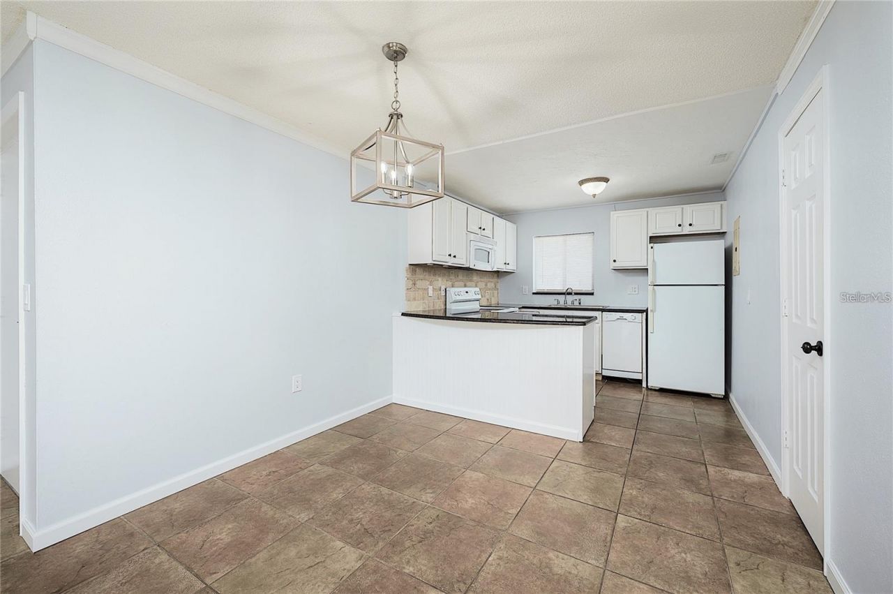 2608 Hidden Lake Drive N, Unit C, Sarasota, FL 34237 Photo