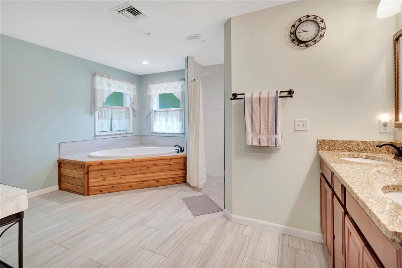 7427 Redwing Road, Groveland, FL 34736 Photo