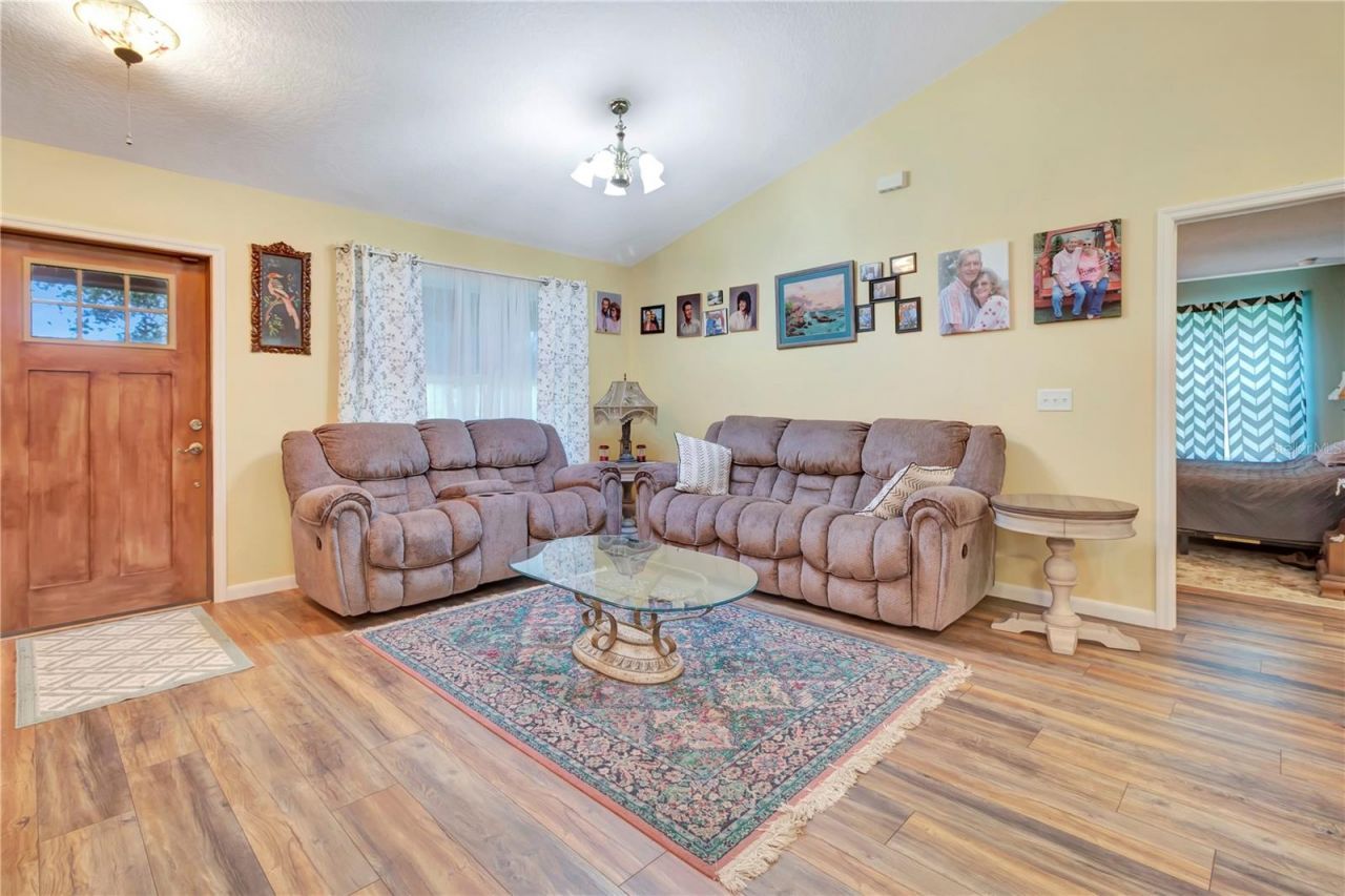 7427 Redwing Road, Groveland, FL 34736 Photo