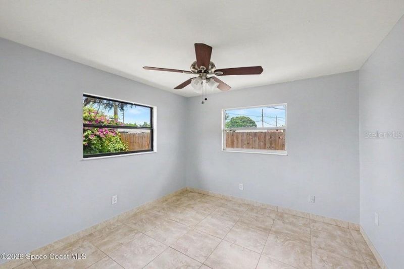 2292 Lakeview Drive , Melbourne, FL 32935 Photo