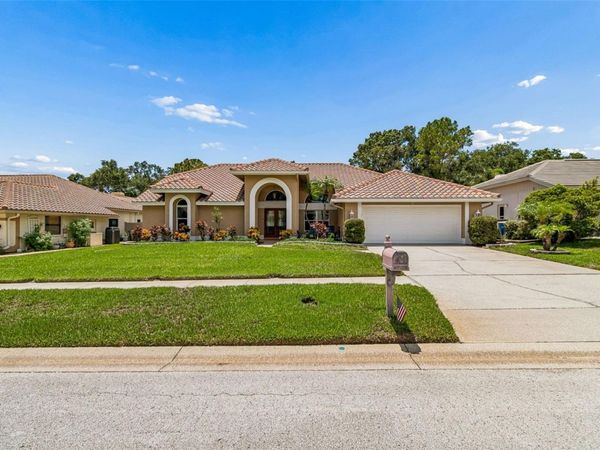 2937 HILLCREEK CIRCLE S, CLEARWATER, FL 33759