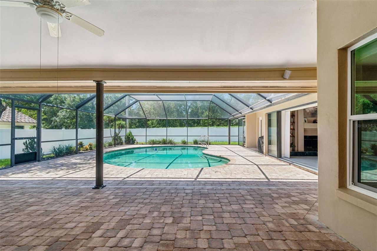 2937 Hillcreek Circle S, Clearwater, FL 33759 Photo